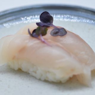 Nigiri suzuki