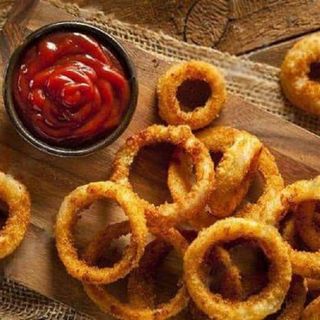 Krążki Cebulowe 12 szt. + sos american