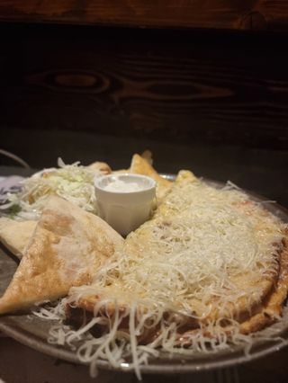 Omlet sa pršutom i sirom