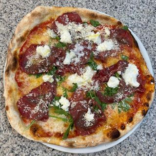 Pizza Bresaola