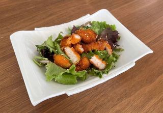 m116. Salada Gambas Panadas