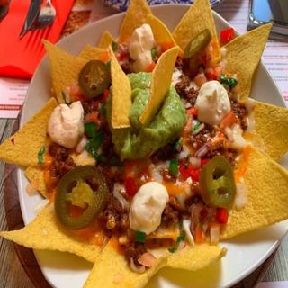 Nachos rancheros con carne picada
