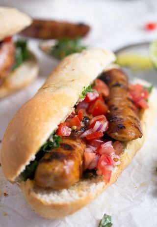 Sandwiche Saucisses De Poulet