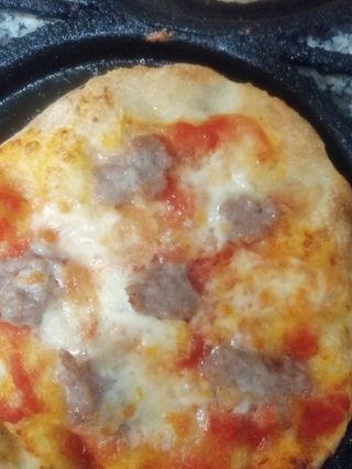 Salsiccia pizzetta rossa