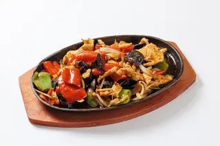 Тебян мор джи ру (Саңырауқұлақ қосылған тауық еті/Курица с грибами (А)