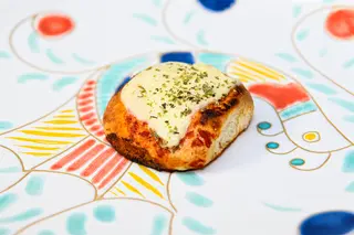 Pizzetta (pomodoro, tuma)