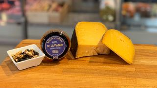 Ser Stary Amsterdam ( 200 g )