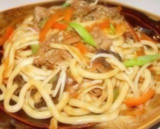 162. Udon Salteado con Ternera