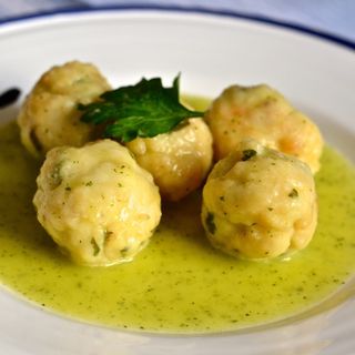 Albóndigas de Merluza en Salsa Verde