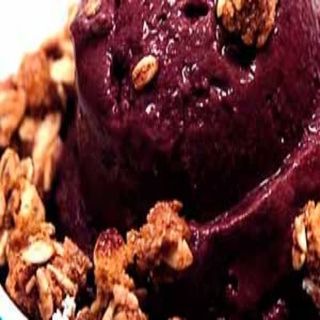 Açaí com granola (200 g.)