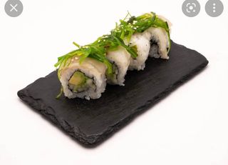 wakame roll 8 pieza