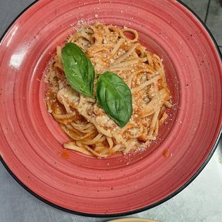 Linguini Bolognesa