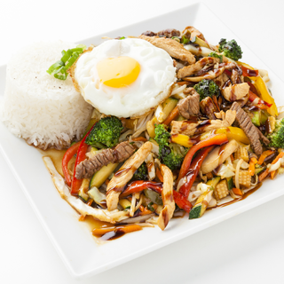 Pad Krapow Mixto 2