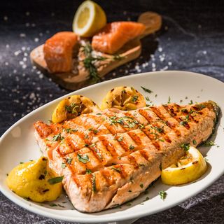 FILETTO DI SALMONE GRILIATO
