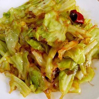 C07 Verza tagliata con le mani e saltata in padella