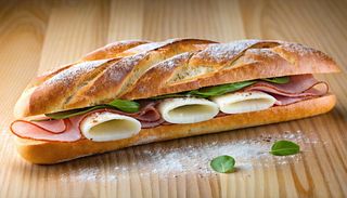 Panino cotto e mozzarella