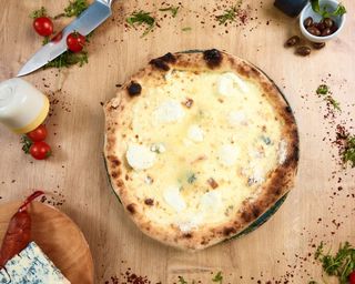 Pizza Quattro Formaggi Ø 32cm