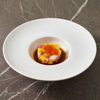 Tartare branzino e mango