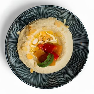 Bell pepper Hummus
