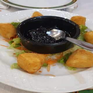 Camembert Frito Con Arándanos