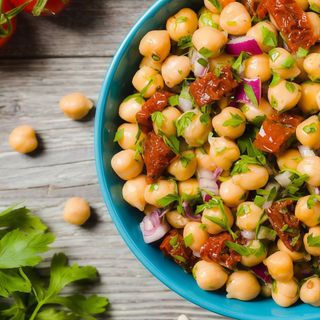 Garbanzos y verduritas del huerto