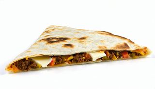 Maxi piadina con salsiccia, mozzarella, rucola e tartufo