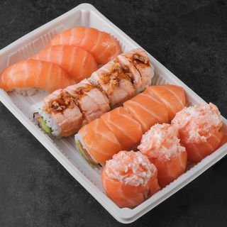 Salmon Lover C3 (15 pieces)