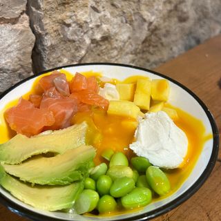 Poke Salmón Y Mango (Grande)