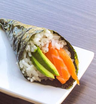 Temaki De Salmón Y Aguacate (1 Ud.)