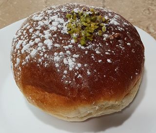 Bombolone al pistacchio