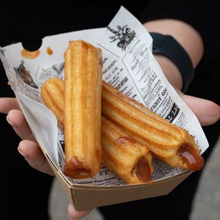 Churros & (Dulce de Leche ili Nutella) velika porcija 4 komada