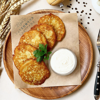 Деруни зі сметаною (180/50г)