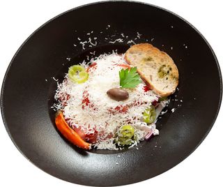 Автентична салата По шопски (390г)