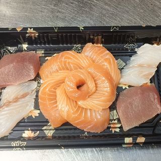 S3. Sashimi misto  - 10 pezzi