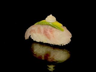 Nigiri suzuki