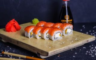 Рол Філадельфія з манго (250г)