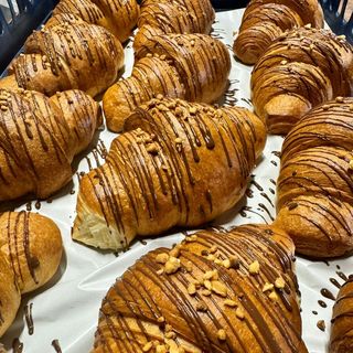 Croissant cu nutella