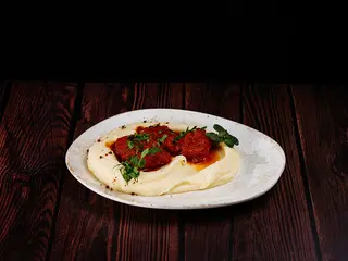 Chiftele marinate cu piure