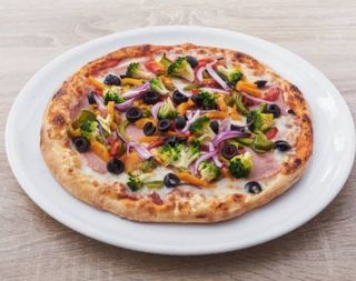 Pizza Kompozycja własna 25cm