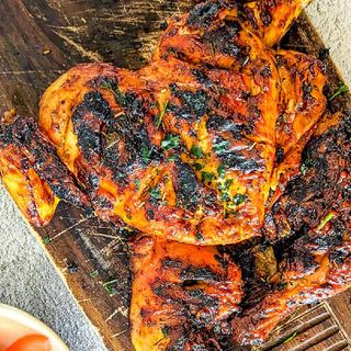 Broiler 1/4 kuku choma wet fry