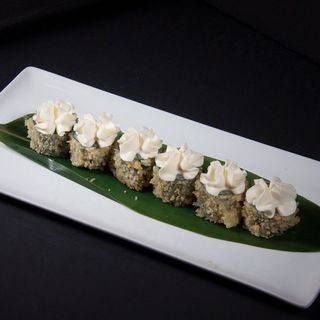 Hosomaki sake fritto