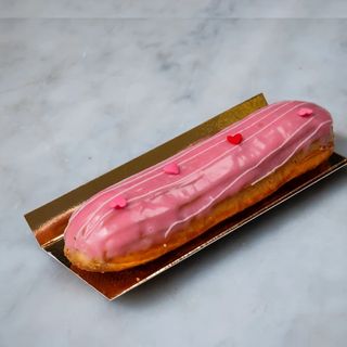 Эклер Клубника ваниль