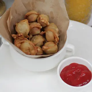 Пельмени фри (с кетчупом) 