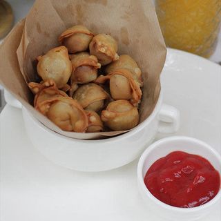 Пельмени фри (с кетчупом) 