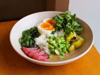 Боул з тунцем (290g)