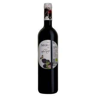 Petro Vaselo Negru de Petro Vaselo 2020 14% 0.75 L