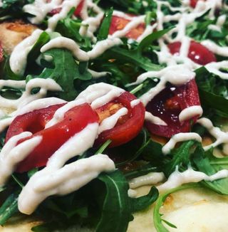 4. Pomodorini, rucola e mozzarella