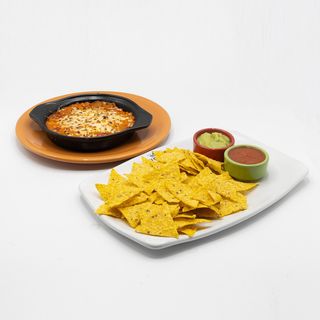 Nachos Con Pollo