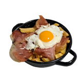 Cazuelita De Patatas Fritas Con Huevo Y Jamón