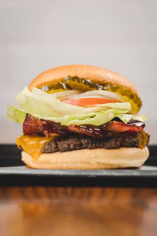 BBQ bacon cheeseburger 410gr